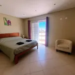 Casa de Férias Moradia Fantastica Com Piscina A 5 Min Da Monte Gordo