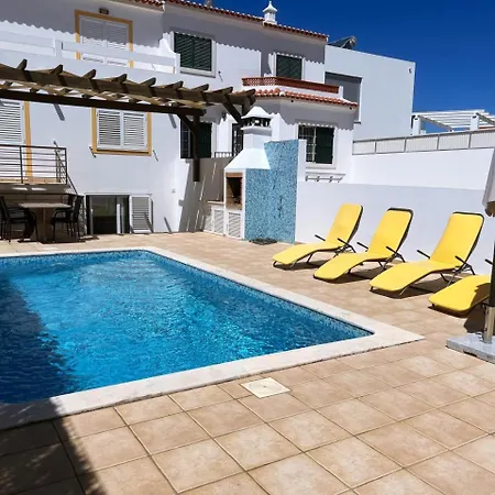 Moradia Fantastica Com Piscina A 5 Min Da Monte Gordo