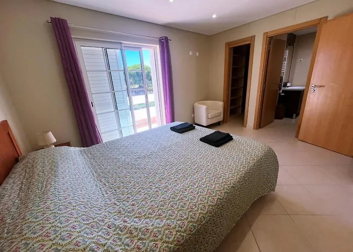 Moradia Fantastica Com Piscina A 5 Min Da * Monte Gordo