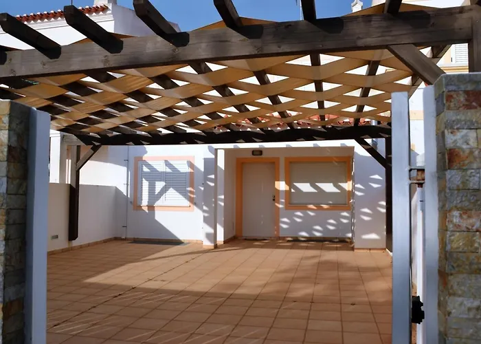 Moradia Fantastica Com Piscina A 5 Min Da Сasa de vacaciones