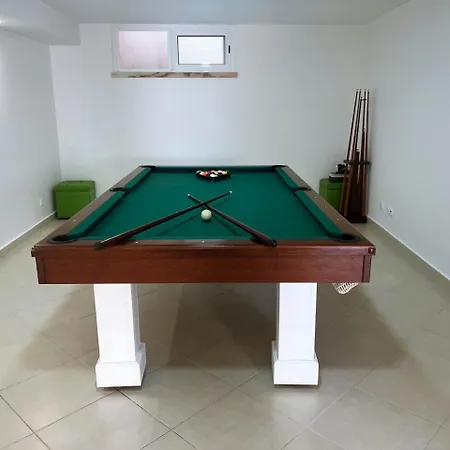 Moradia Fantastica Com Piscina A 5 Min Da Feriehus *